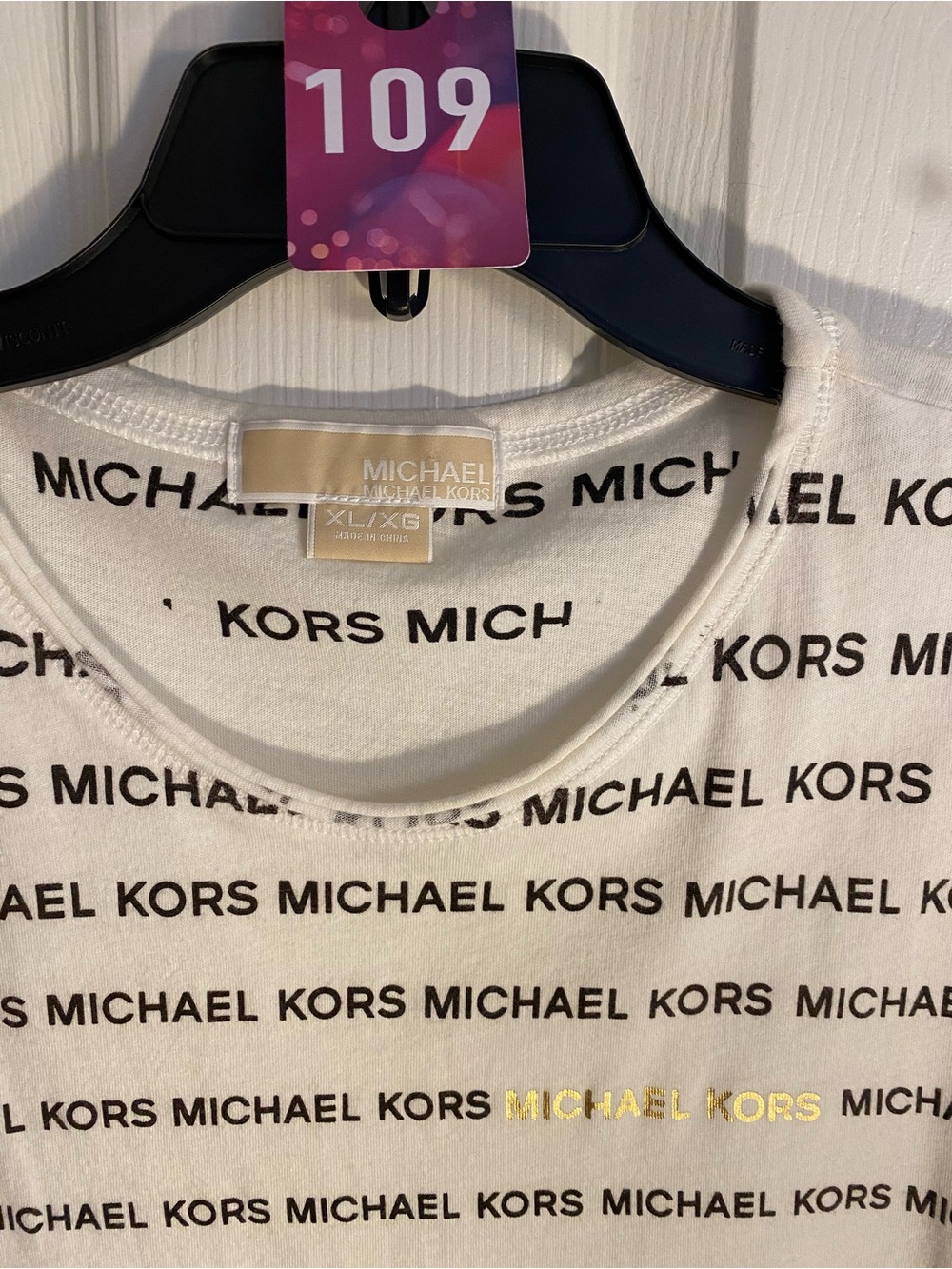 Micheal Kors Women’s shirt size XL - Picture 6 of 8